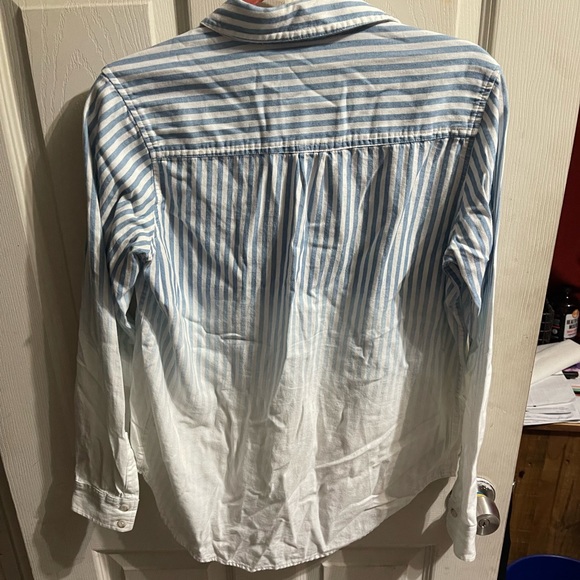 Lightweight denim button up. Ombré - Picture 3 of 4